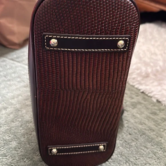 Dooney & Bourke handbag - Picture 4 of 6